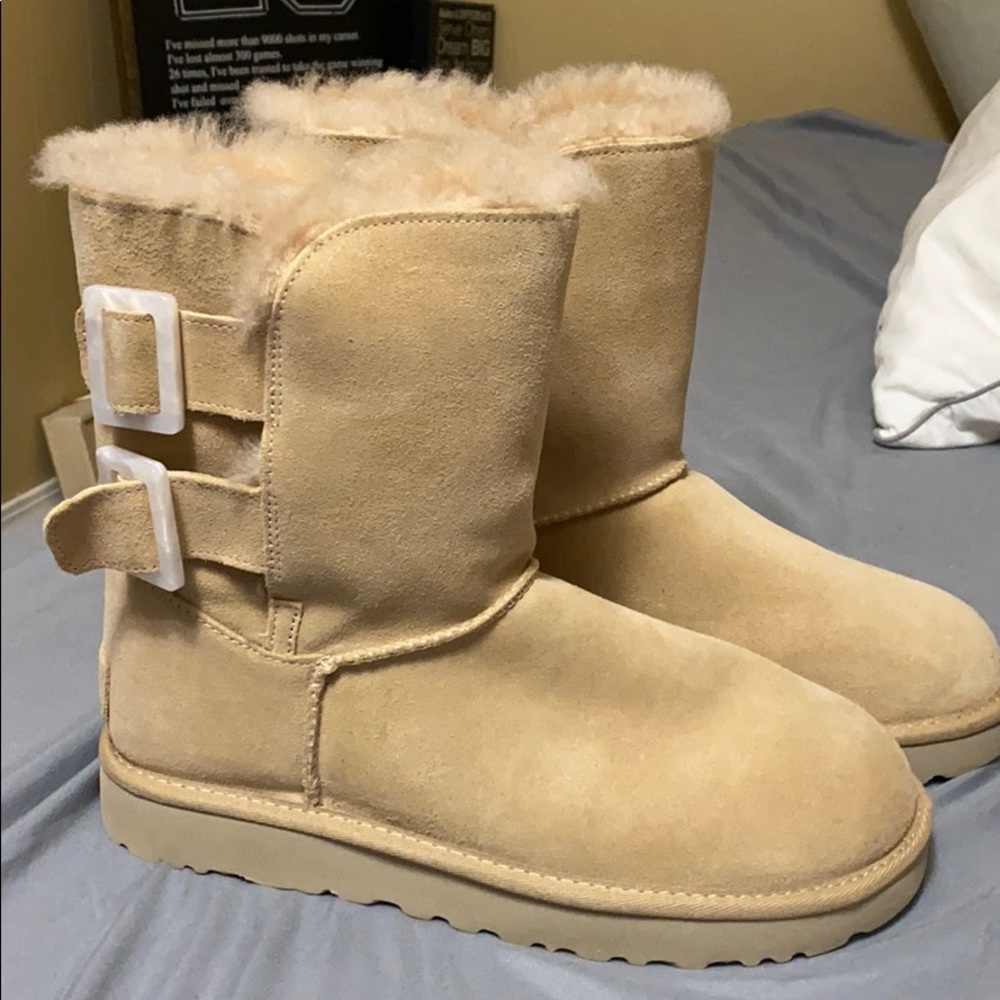Women’s Size 9 Ugg Boots